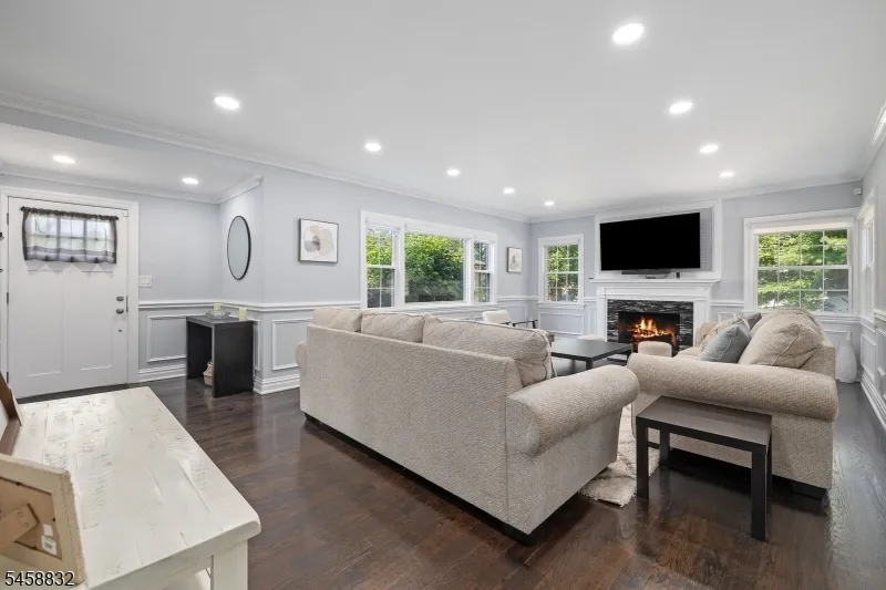 330 Springfield Ave Westfield Town, NJ 07090
