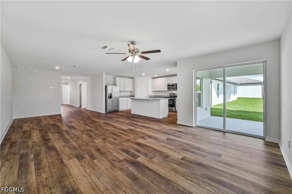 Gen D Macarthur Avenue Labelle, FL 33935