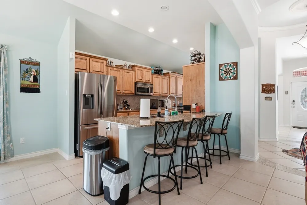 325 Champions Drive Rockport, TX 78382