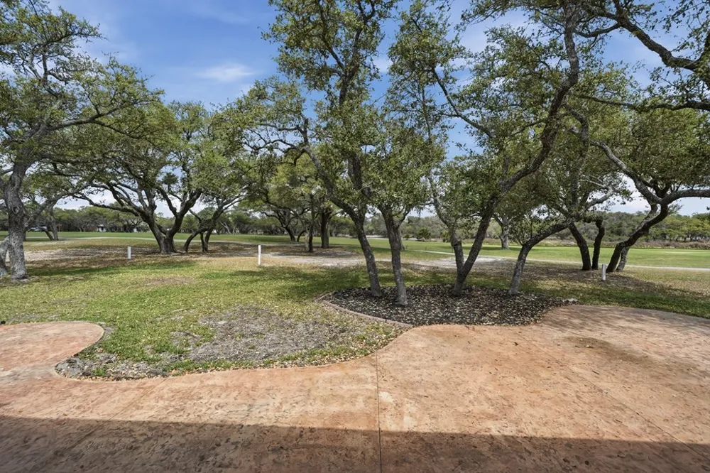 325 Champions Drive Rockport, TX 78382
