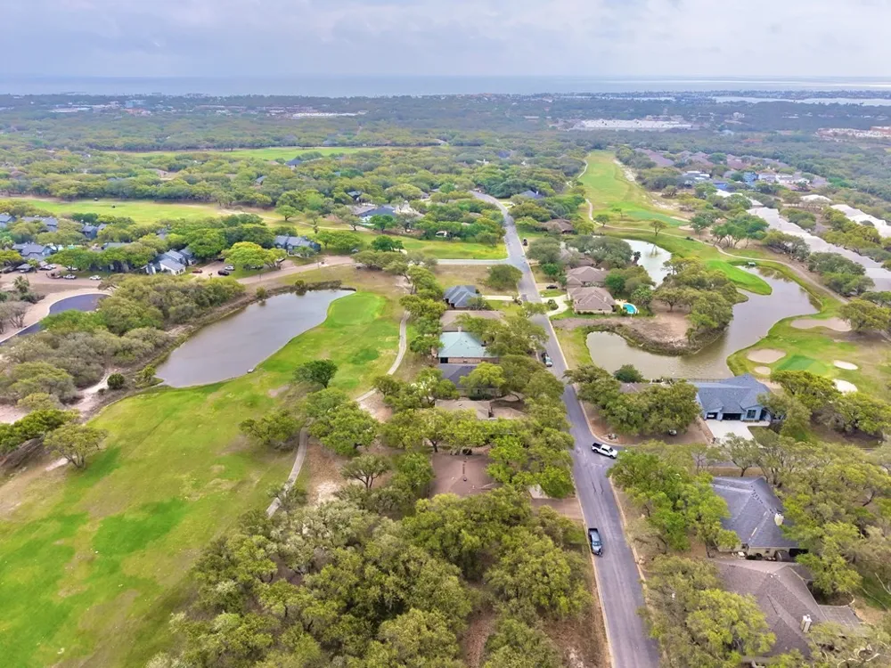 325 Champions Drive Rockport, TX 78382