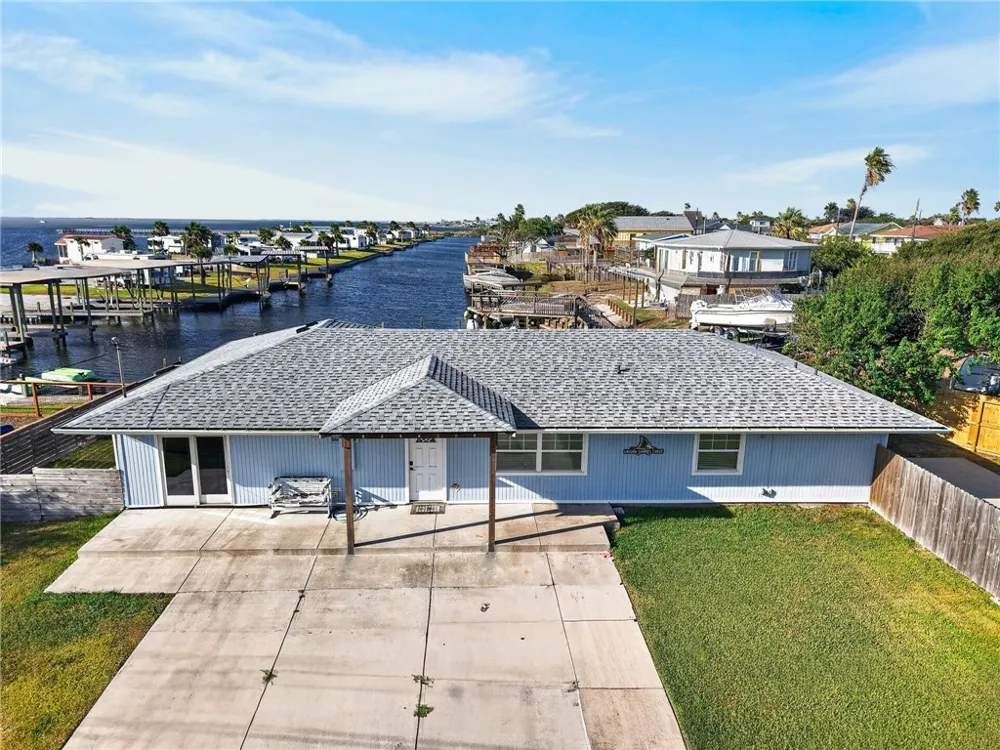 111 Caribbean Drive Corpus Christi, TX 78418