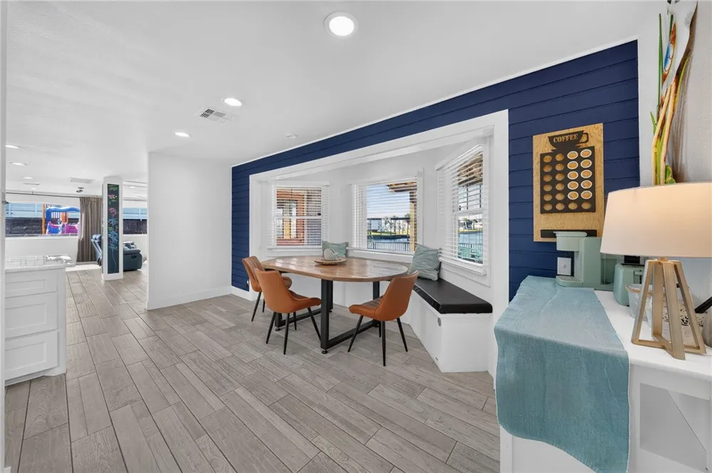 111 Caribbean Drive Corpus Christi, TX 78418