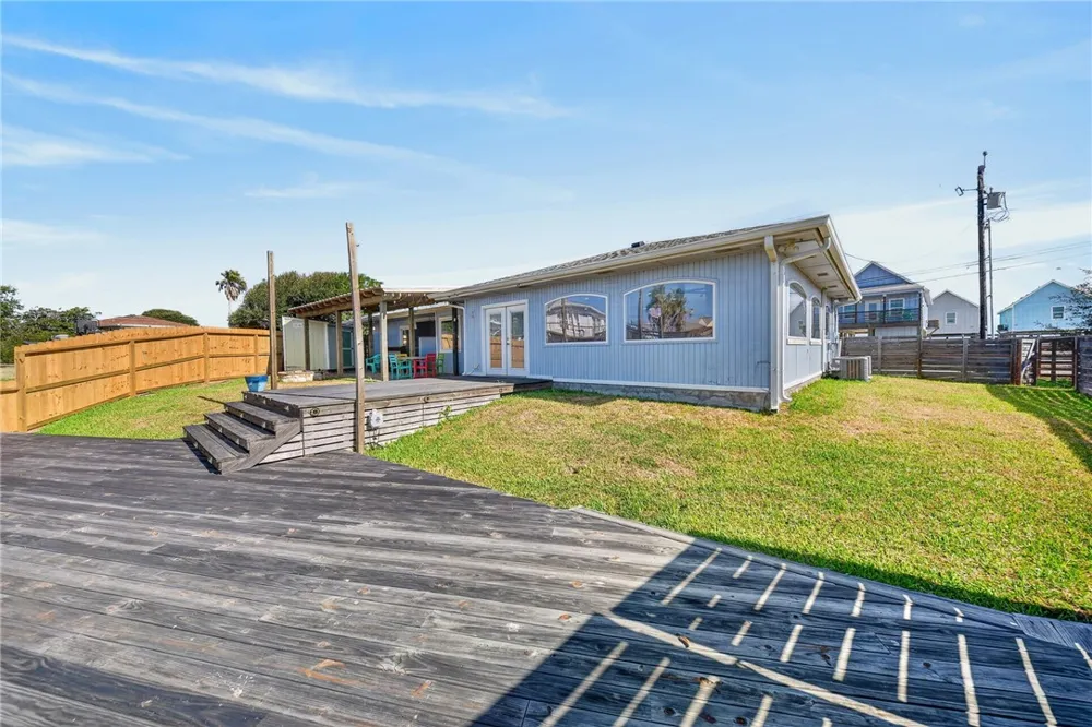 111 Caribbean Drive Corpus Christi, TX 78418