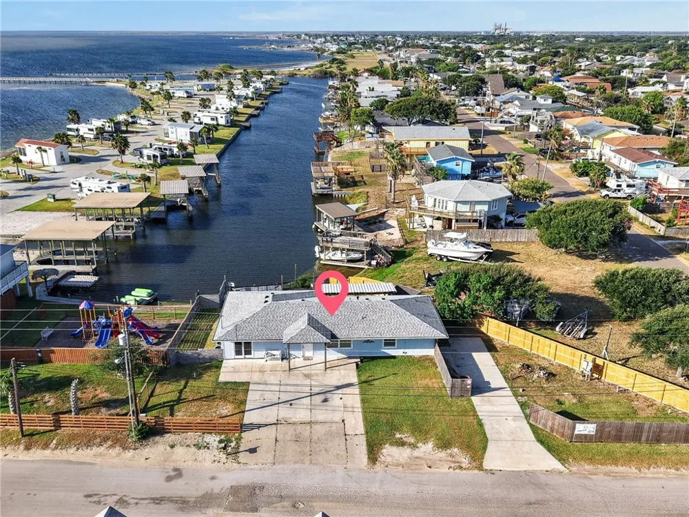 111 Caribbean Drive Corpus Christi, TX 78418
