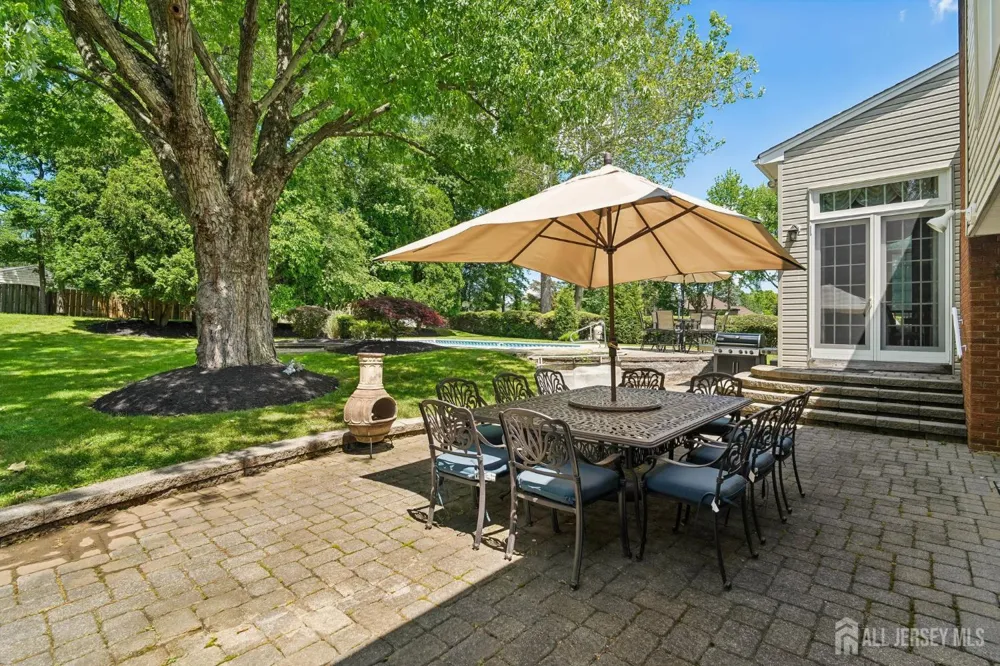 18 Mary Ellen Drive Edison, NJ 08820