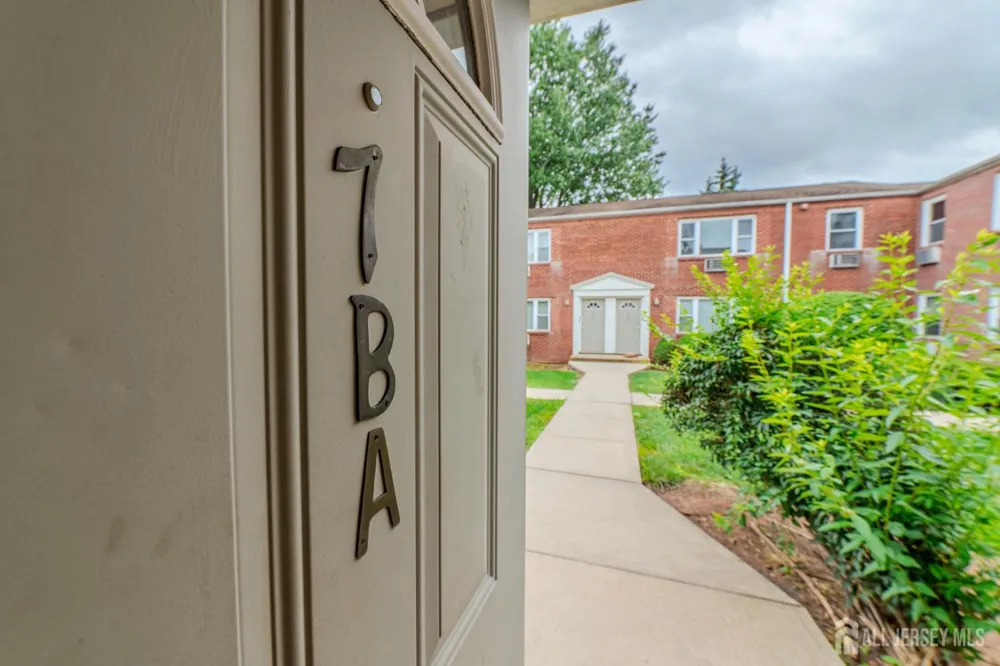 66 Fox Road #7A Edison, NJ 08817