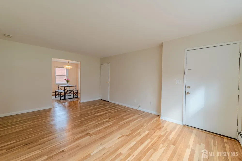 66 Fox Road #7A Edison, NJ 08817