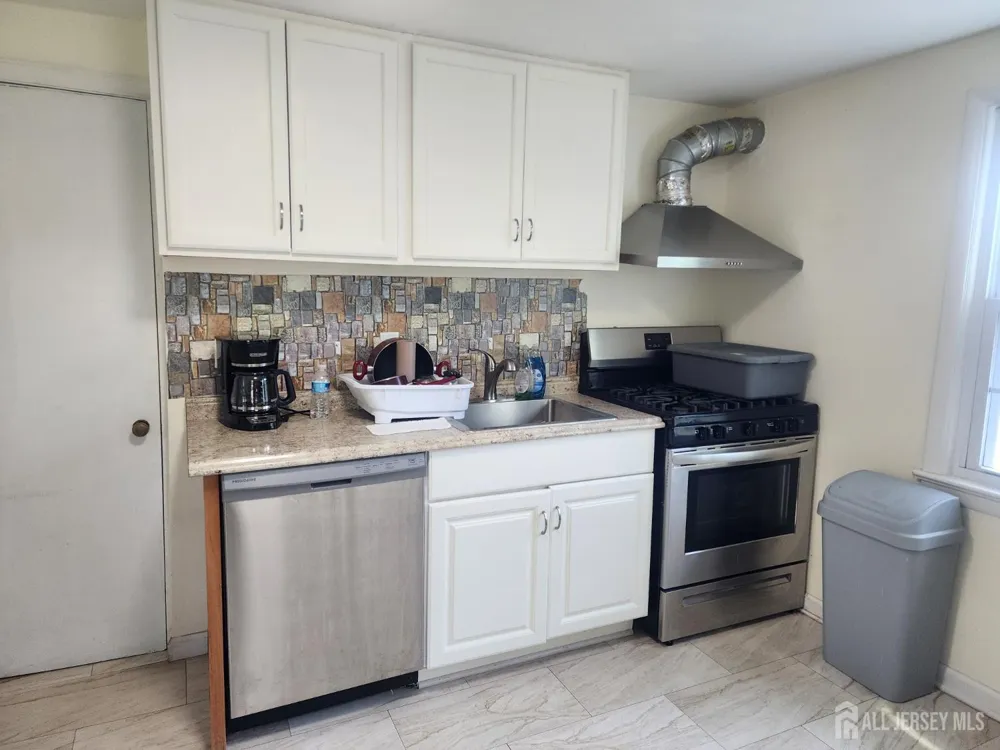 102 Wisteria Street #2 Edison, NJ 08817