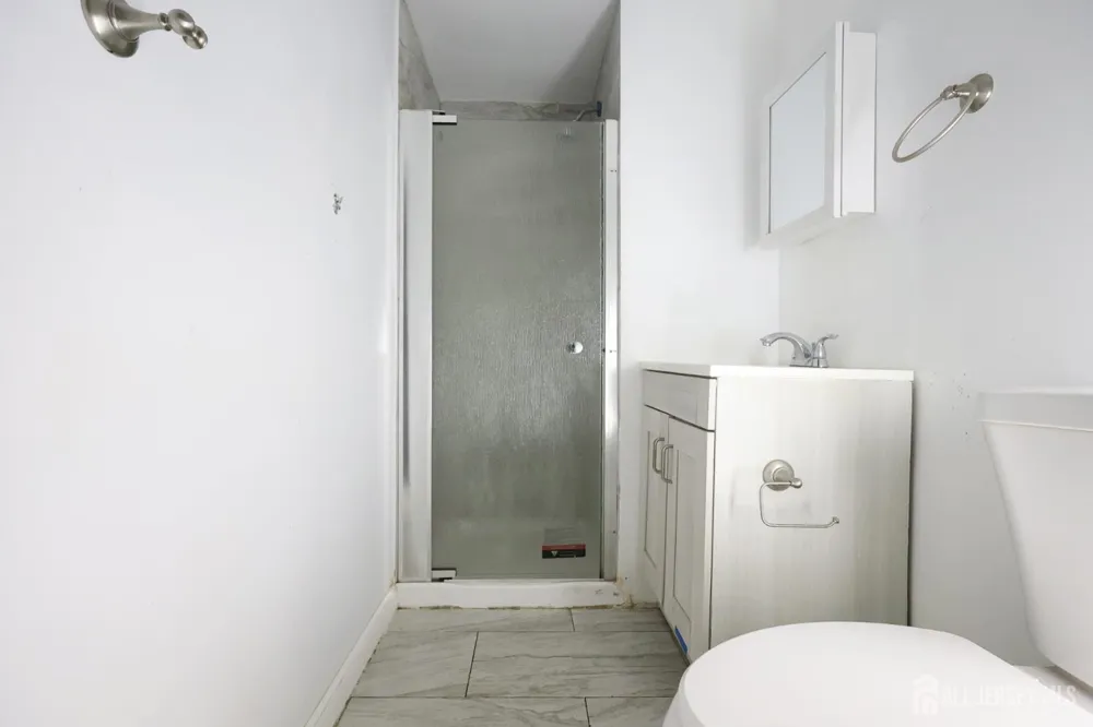 48 Buchanan Avenue Sayreville, NJ 08859