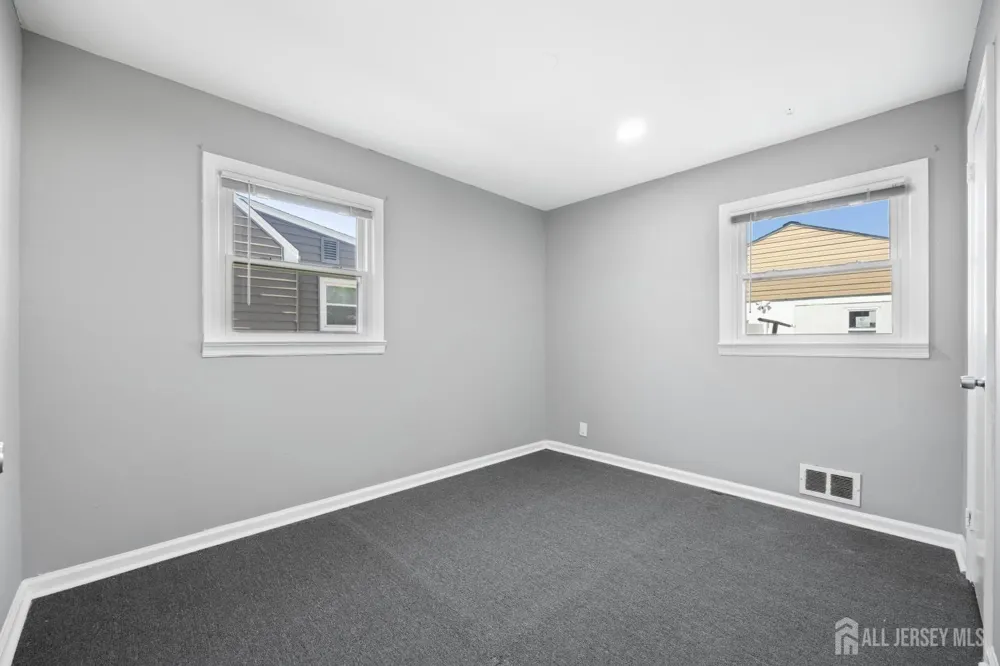 48 Buchanan Avenue Sayreville, NJ 08859