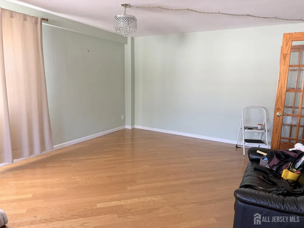 123 S Adelaide Avenue S #2D Highland Park, NJ 08904
