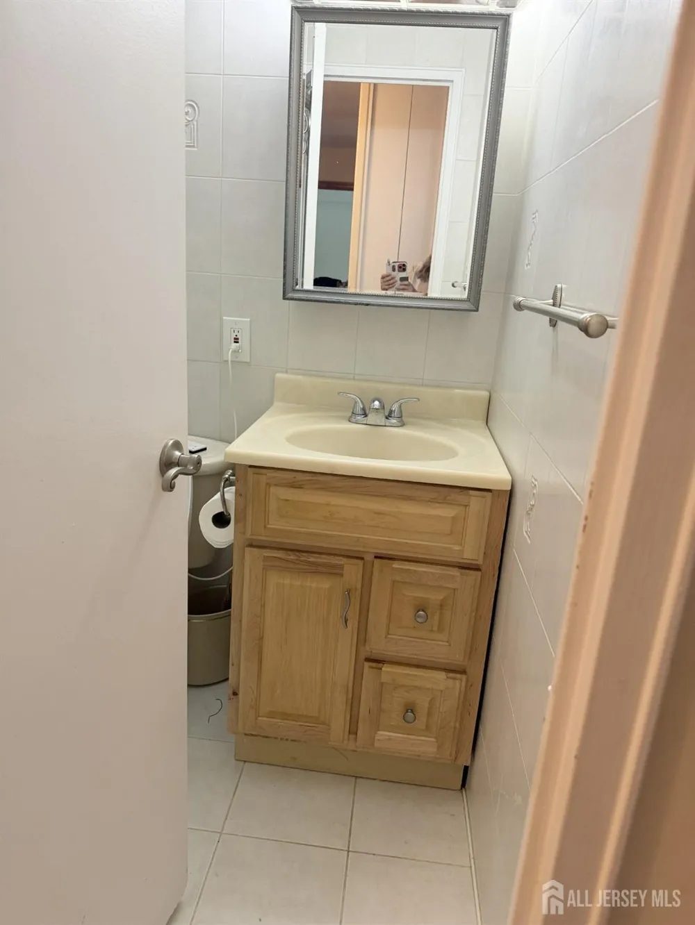 123 S Adelaide Avenue S #2D Highland Park, NJ 08904