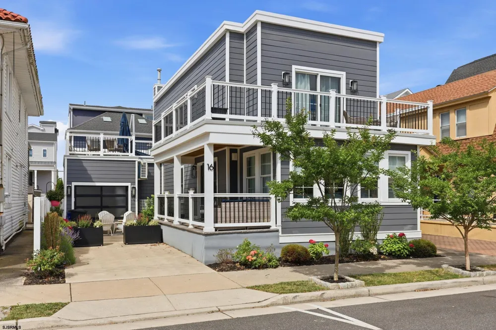 16 S Haverford Ave Margate, NJ 08402