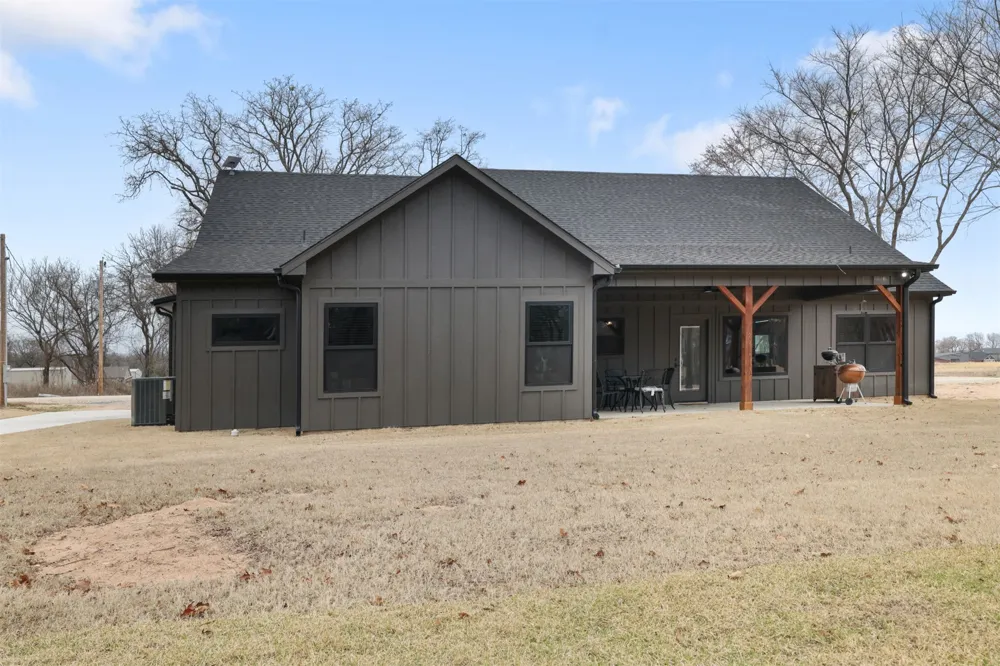 11931 Maximus Lane Kingston, OK 73439