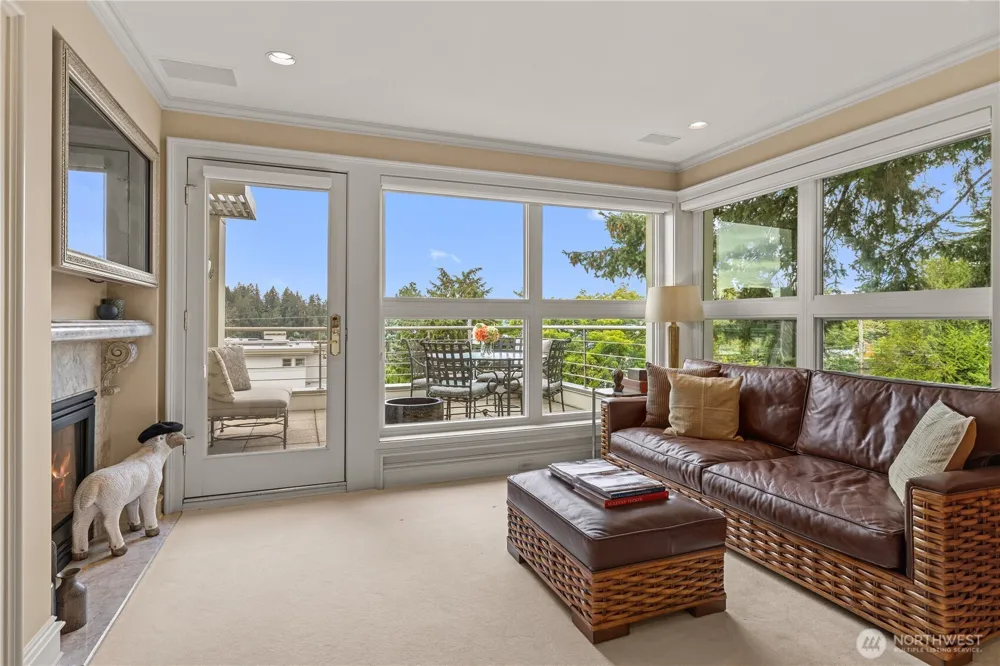 101 99th Avenue NE #301 Bellevue, WA 98004