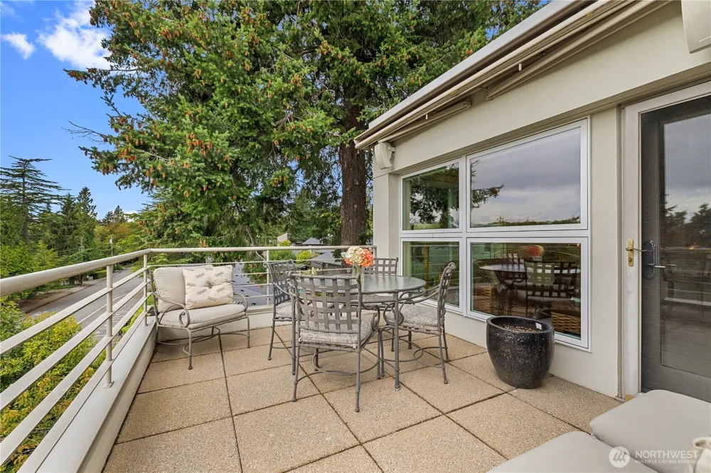 101 99th Avenue NE #301 Bellevue, WA 98004