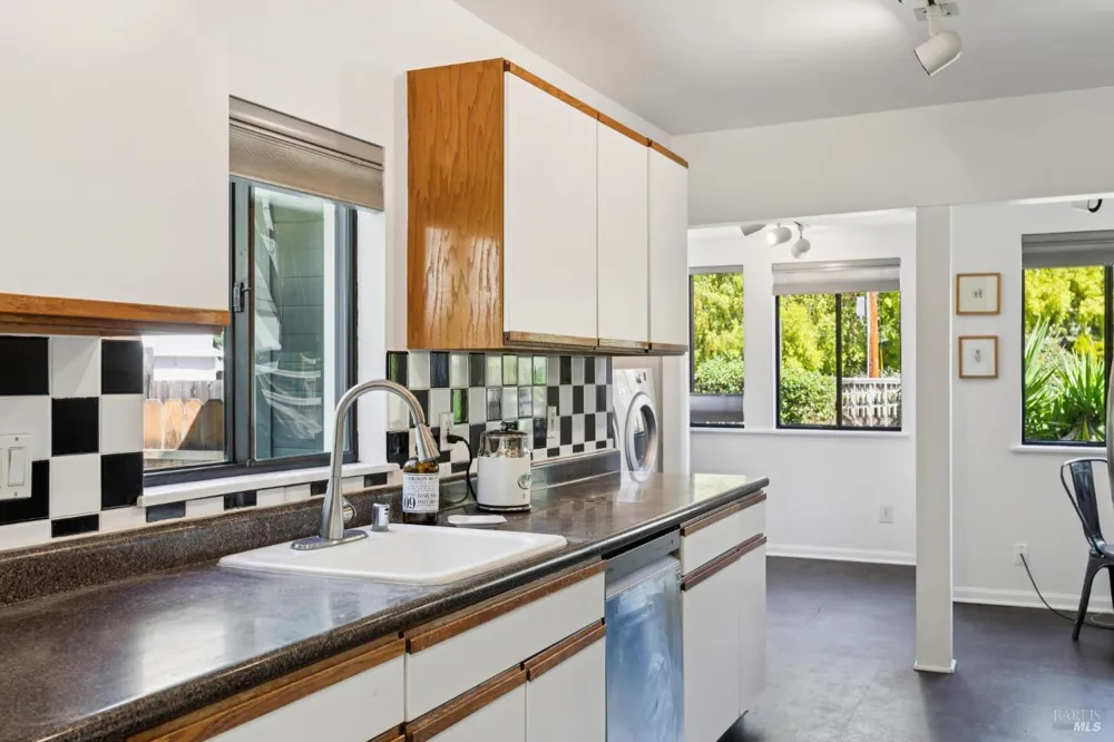 410 Maple Street Mill Valley, CA 94941