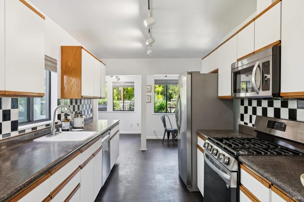 410 Maple Street Mill Valley, CA 94941