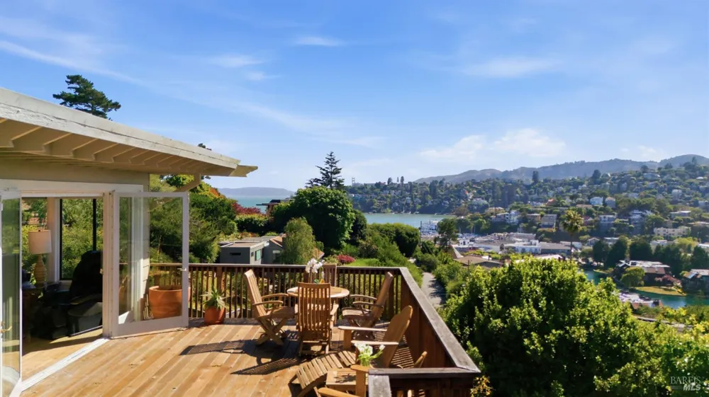 11 Saint Bernard Lane Tiburon, CA 94920