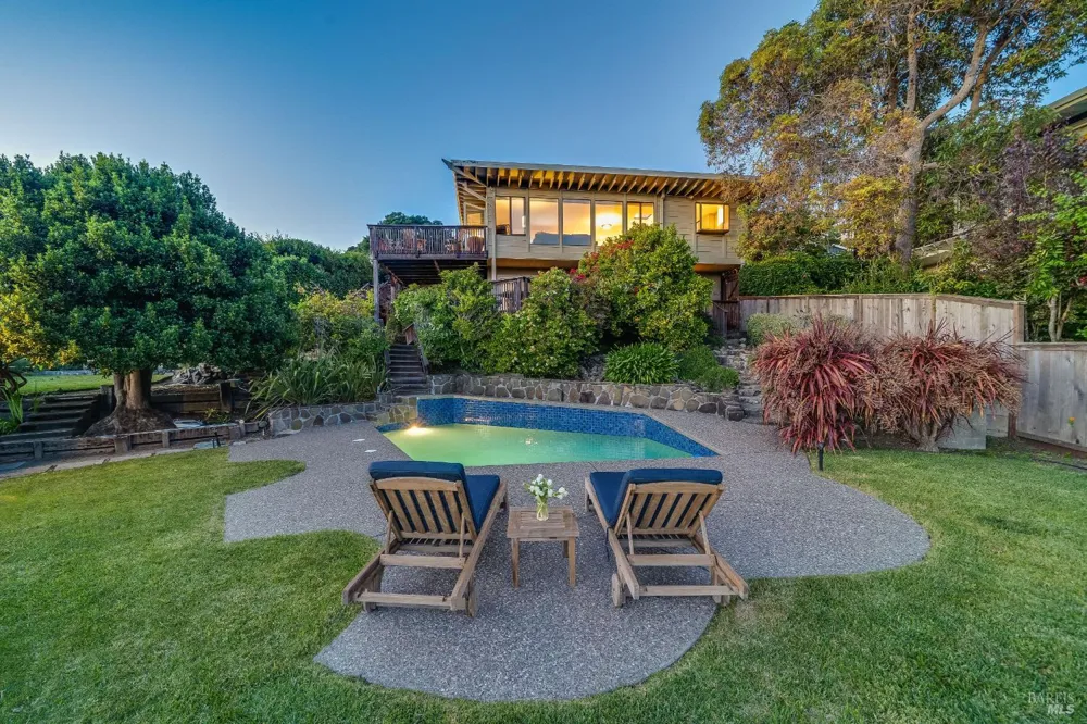 11 Saint Bernard Lane Tiburon, CA 94920