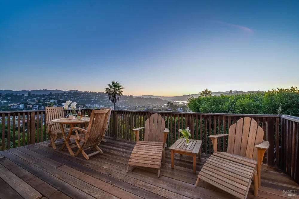 11 Saint Bernard Lane Tiburon, CA 94920