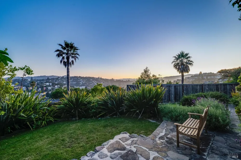 11 Saint Bernard Lane Tiburon, CA 94920