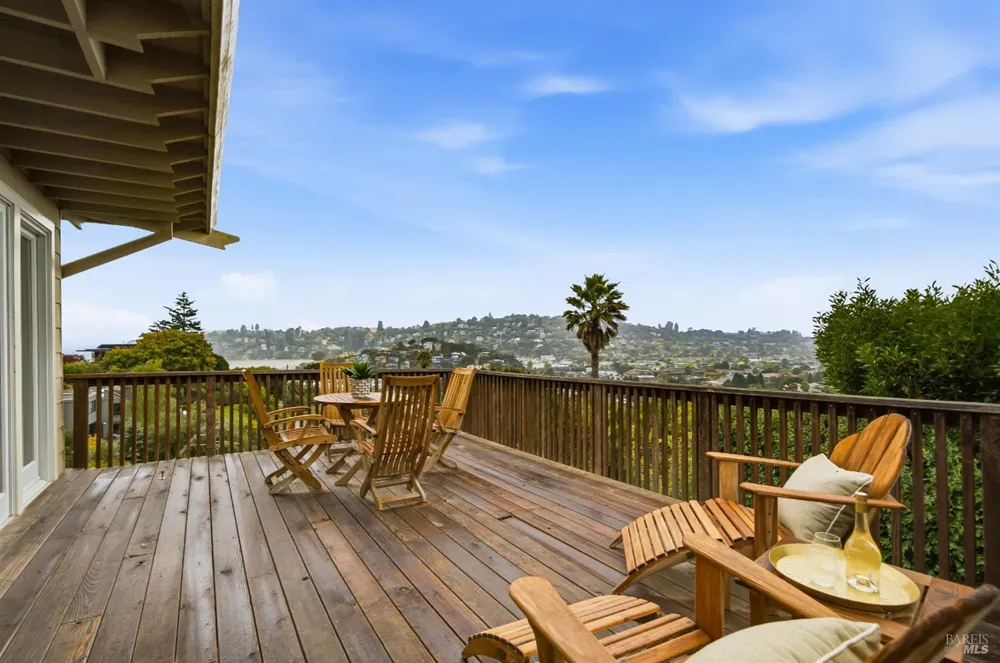 11 Saint Bernard Lane Tiburon, CA 94920
