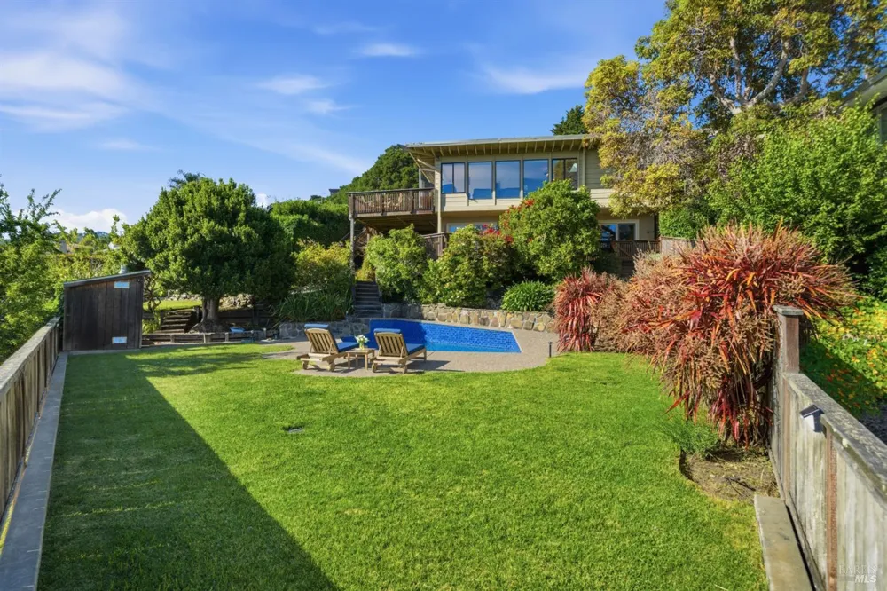 11 Saint Bernard Lane Tiburon, CA 94920