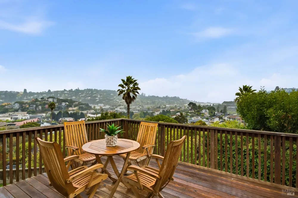 11 Saint Bernard Lane Tiburon, CA 94920