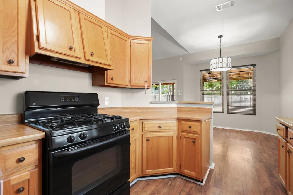 12600 DEER FALLS DRIVE Austin, TX 78729