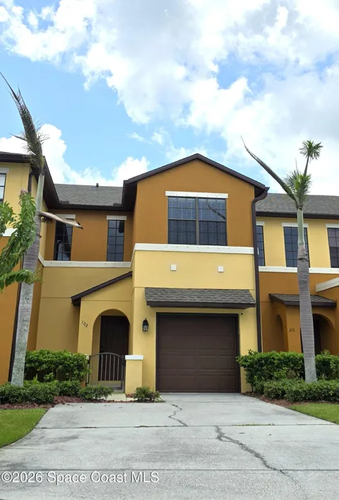 1390 Lara Circle #102