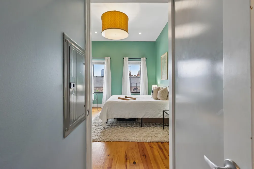 229 3RD ST Jersey City, NJ 07302