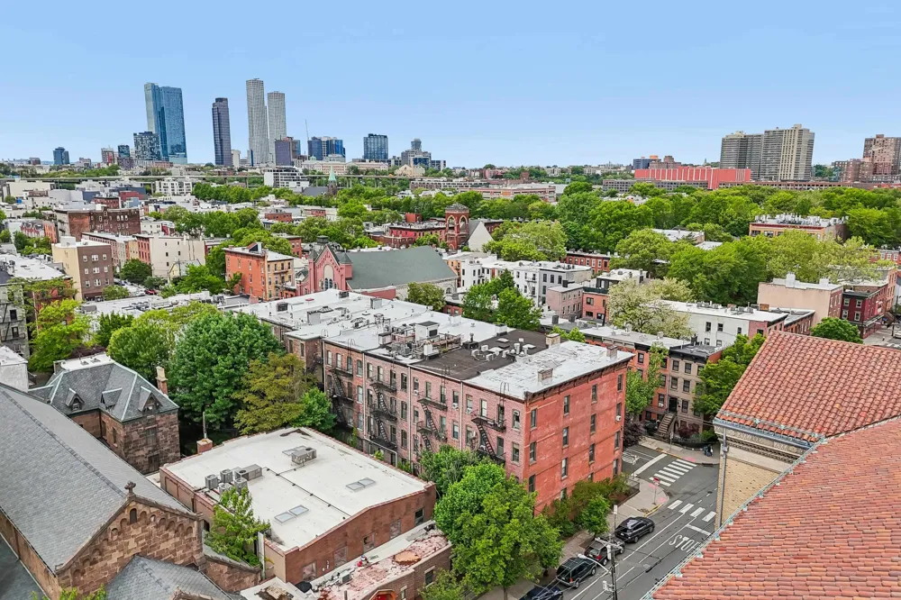 229 3RD ST Jersey City, NJ 07302