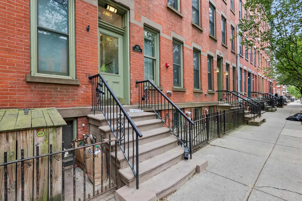 229 3RD ST Jersey City, NJ 07302