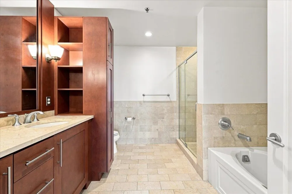 1125 MAXWELL LANE Hoboken, NJ 07030