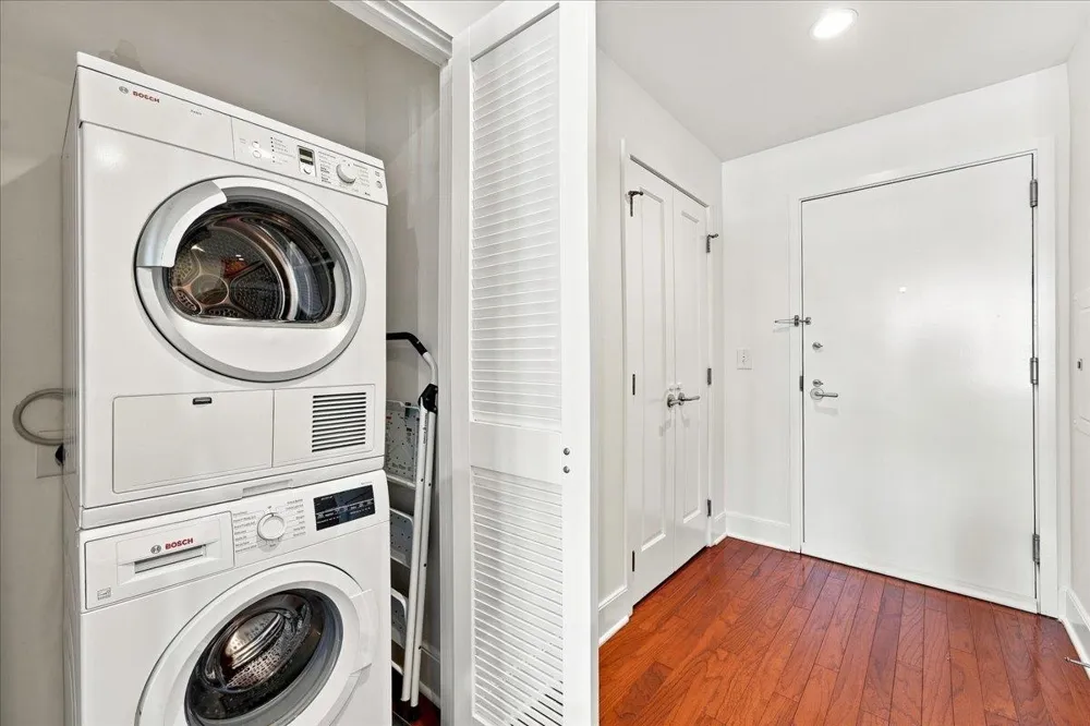 1125 MAXWELL LANE Hoboken, NJ 07030