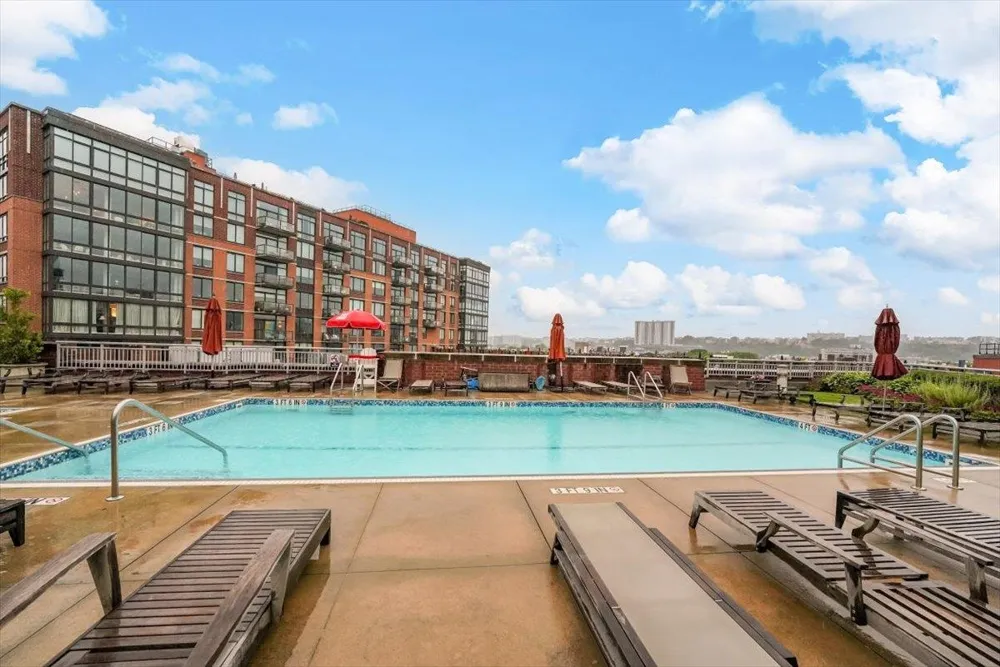 1125 MAXWELL LANE Hoboken, NJ 07030