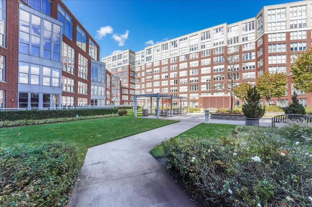 1125 MAXWELL LANE Hoboken, NJ 07030