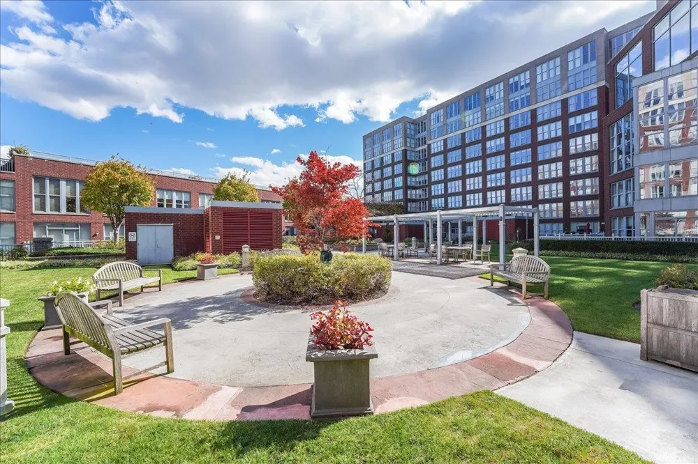 1125 MAXWELL LANE Hoboken, NJ 07030
