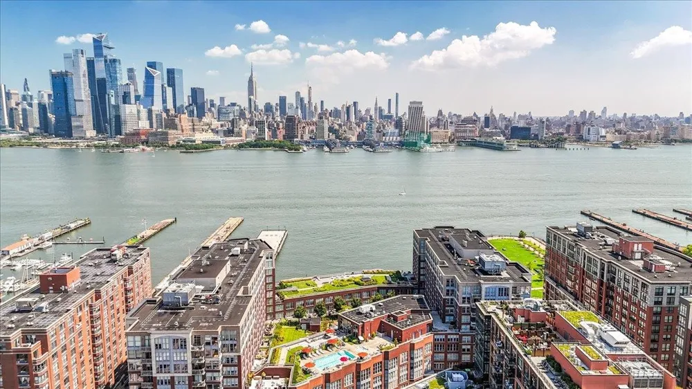 1125 MAXWELL LANE Hoboken, NJ 07030