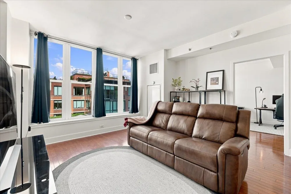 1125 MAXWELL LANE Hoboken, NJ 07030