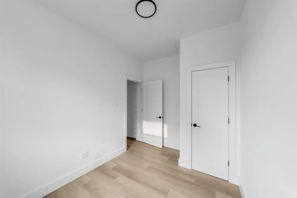 1327 WILLOW AVE Hoboken, NJ 07030