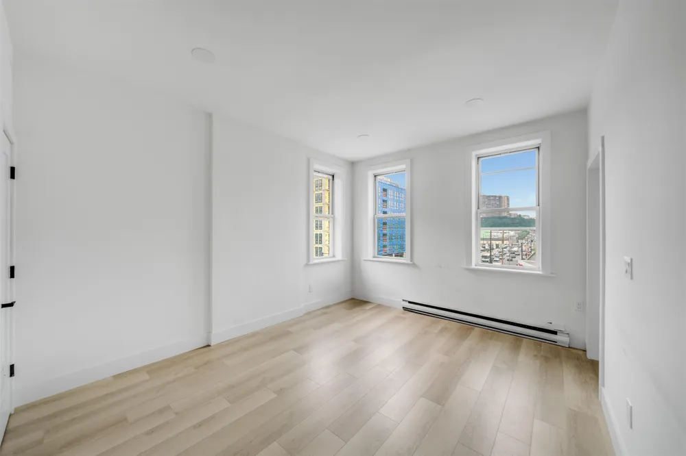 1327 WILLOW AVE Hoboken, NJ 07030