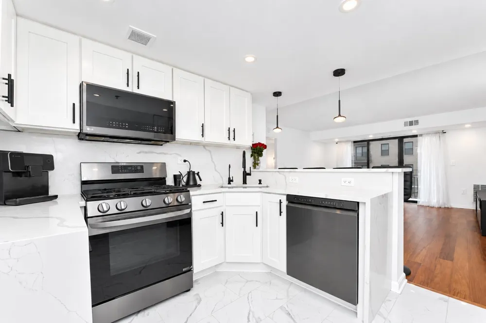 700 1ST ST Hoboken, NJ 07030