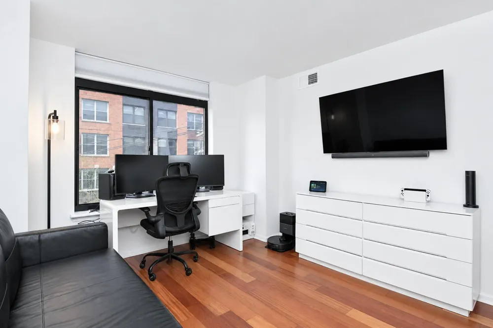 700 1ST ST Hoboken, NJ 07030