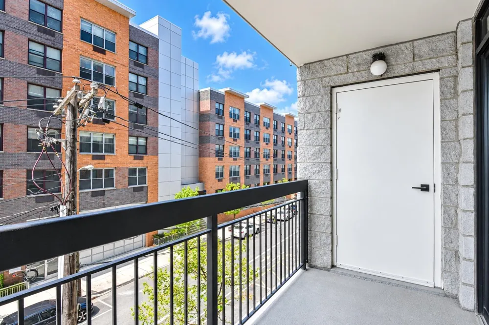 700 1ST ST Hoboken, NJ 07030