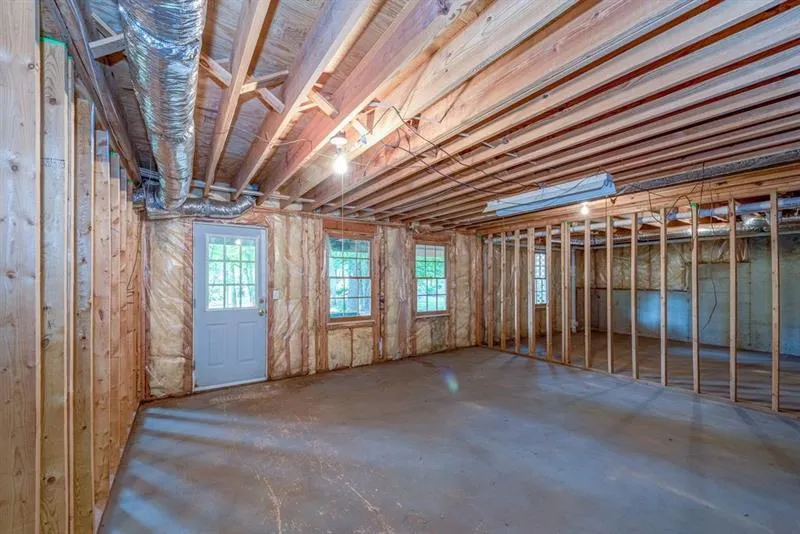 1032 Chippendale Trail SW Marietta, GA 30064