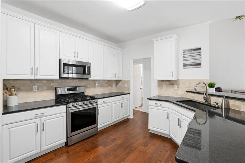 1032 Chippendale Trail SW Marietta, GA 30064