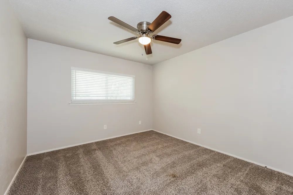 1800 Chittam Drive Euless, TX 76039